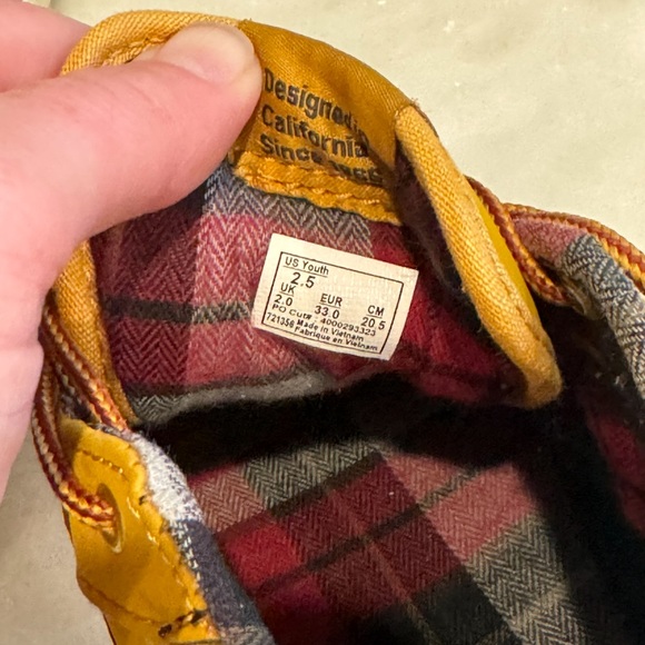 Vans Off The Wall Youth US Size 2.5 Light Brown Leather Flannel Lined Shoes - Picture 5 of 5